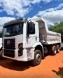 Caminhão Volkswagen VW 31-320 ano 2011, 6x4, com caçamba meia cana de 14 ㎥, 243.000 Km Imagem Caminhão Volkswagen VW 31-320 ano 2011, 6x4, com caçamba meia cana de 14 ㎥, 243.000 Km