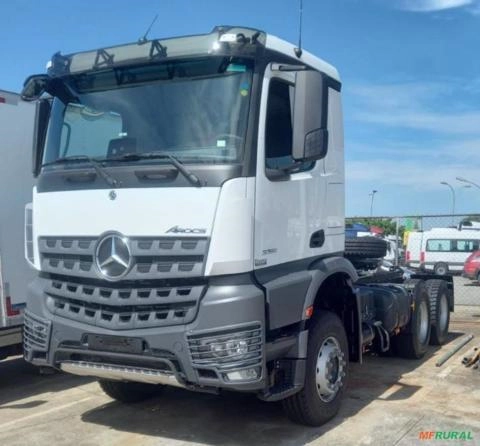 Caminhão Mercedes Benz 3351 S cavalo mecânico ano 2024, 6x4, automático Imagem Caminhão Mercedes Benz 3351 S cavalo mecânico ano 2024, 6x4, automático