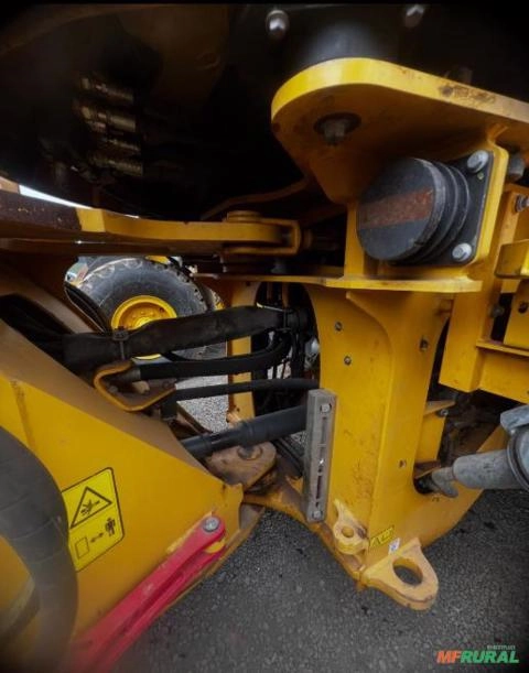 Imagem Pá Carregadeira Volvo L70F ano 2021 com 8.900 horas Imagem Pá Carregadeira Volvo L70F ano 2021 com 8.900 horas