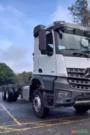 Caminhão Mercedes Benz MB Arocs 3351 ano 2024, 6x4, 0 Km e automático Imagem Caminhão Mercedes Benz MB Arocs 3351 ano 2024, 6x4, 0 Km e automático