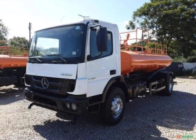 Caminhão Mercedes Benz MB 1719 ano 2022, 4x2, com tanque pipa de 7000 litros Imagem Caminhão Mercedes Benz MB 1719 ano 2022, 4x2, com tanque pipa de 7000 litros