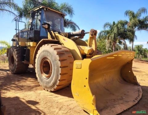 Pá Carregadeira Caterpillar 966L ano 2018 com 15.900 horas Imagem Pá Carregadeira Caterpillar 966L ano 2018 com 15.900 horas
