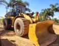 Pá Carregadeira Caterpillar 966L ano 2018 com 15.900 horas Imagem Pá Carregadeira Caterpillar 966L ano 2018 com 15.900 horas