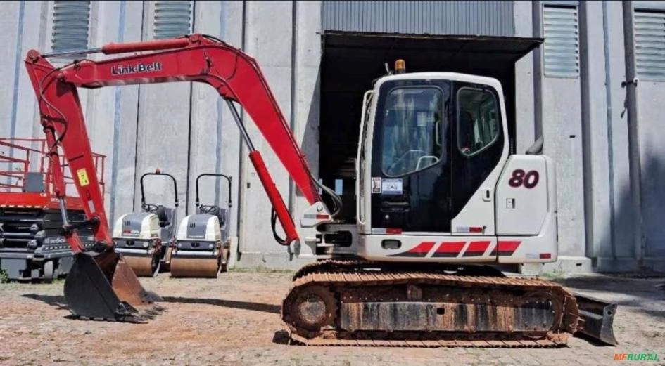 Escavadeira Link-Belt 80 SA ano 2019 com 3.500 horas, ar condicionado Imagem Escavadeira Link-Belt 80 SA ano 2019 com 3.500 horas, ar condicionado