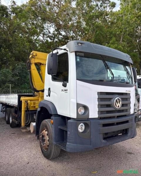Caminhão Volkswagen VW 31.280 ano 2021, 6x4, com 104.000 Km Imagem Caminhão Volkswagen VW 31.280 ano 2021, 6x4, com 104.000 Km