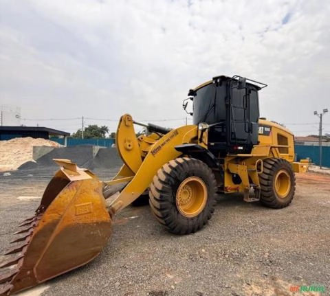 Pá Carregadeira Caterpillar 924K ano 2020 com 5.400 horas Imagem Pá Carregadeira Caterpillar 924K ano 2020 com 5.400 horas