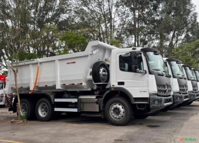 Caminhão Mercedes Benz MB 2730 ano 2025, 6x4, com caçamba Facchini de 16 ㎥ Imagem Caminhão Mercedes Benz MB 2730 ano 2025, 6x4, com caçamba Facchini de 16 ㎥