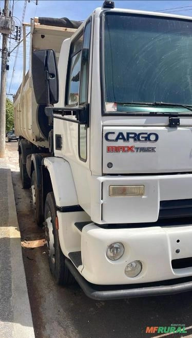 Caminhão Ford Cargo 2428 ano 2011, 8x4, Bitruck, com caçamba de 14 ㎥, 438.000 Km Imagem Caminhão Ford Cargo 2428 ano 2011, 8x4, Bitruck, com caçamba de 14 ㎥, 438.000 Km