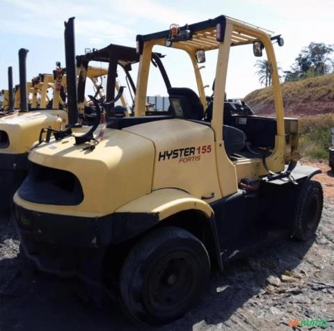Empilhadeira Hyster 155 ano 2017 à gás, com média de 10.000 horas Imagem Empilhadeira Hyster 155 ano 2017 à gás, com média de 10.000 horas
