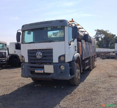 Caminhão Volkswagen VW 26.280 ano 2019, 6x4, Comboio de 10.000 litros completo Imagem Caminhão Volkswagen VW 26.280 ano 2019, 6x4, Comboio de 10.000 litros completo