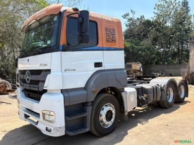 Caminhão Mercedes Benz MB Axor 2536 ano 2019, 6x4, cabine leito, automático, com ar condicionado Imagem Caminhão Mercedes Benz MB Axor 2536 ano 2019, 6x4, cabine leito, automático, com ar condicionado