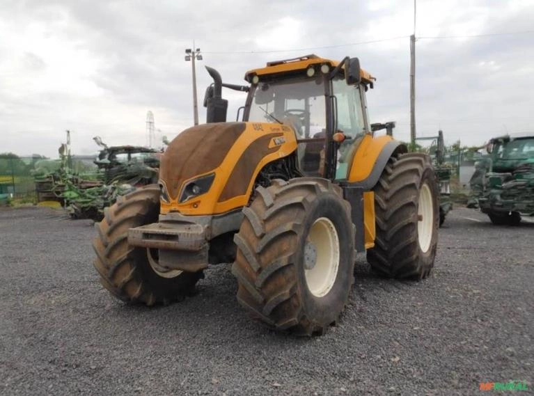 Trator Valtra Valmet T 230 ano 2018, 4x4, com 8.800 horas Imagem Trator Valtra Valmet T 230 ano 2018, 4x4, com 8.800 horas