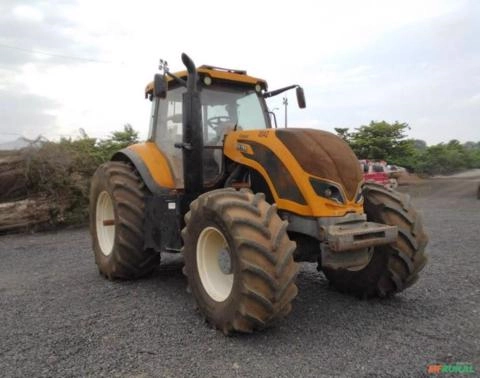 Imagem Trator Valtra Valmet T 230 ano 2018, 4x4, com 8.800 horas Imagem Trator Valtra Valmet T 230 ano 2018, 4x4, com 8.800 horas