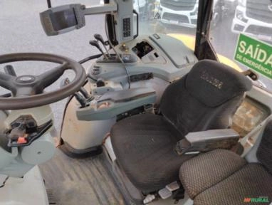Imagem Trator Valtra Valmet T 230 ano 2018, 4x4, com 8.800 horas Imagem Trator Valtra Valmet T 230 ano 2018, 4x4, com 8.800 horas