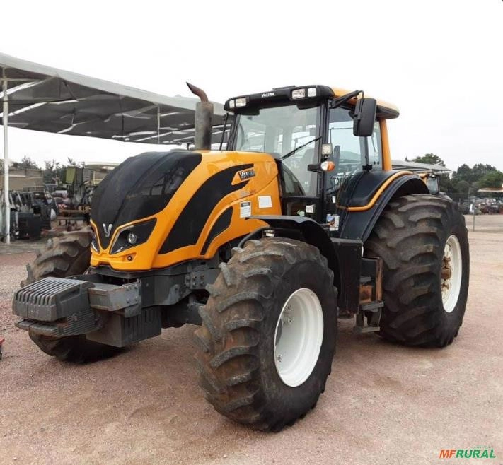 Trator Valtra Valmet BH224 ano 2019, 4x4, com 2.700 horas Imagem Trator Valtra Valmet BH224 ano 2019, 4x4, com 2.700 horas