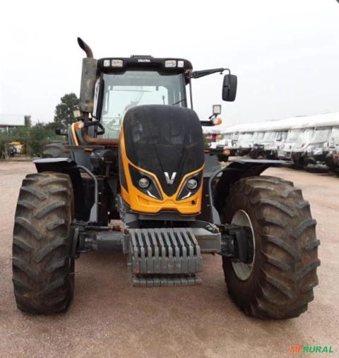 Imagem Trator Valtra Valmet BH224 ano 2019, 4x4, com 2.700 horas Imagem Trator Valtra Valmet BH224 ano 2019, 4x4, com 2.700 horas