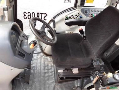 Imagem Trator Valtra Valmet BH224 ano 2019, 4x4, com 2.700 horas Imagem Trator Valtra Valmet BH224 ano 2019, 4x4, com 2.700 horas
