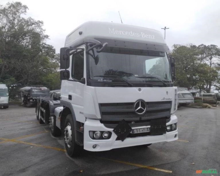 Caminhão Mercedes Benz MB Atego 3033 ano 2025, 8x2, Bitruck, Poliguindaste, automático Imagem Caminhão Mercedes Benz MB Atego 3033 ano 2025, 8x2, Bitruck, Poliguindaste, automático