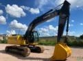 Escavadeira John Deere 210 GL ano 2021 com 6.800 horas Imagem Escavadeira John Deere 210 GL ano 2021 com 6.800 horas