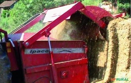 Imagem VAGÃO FORRAGEIRO MISTURADOR HIDRÁULICO MINIMIX Imagem VAGÃO FORRAGEIRO MISTURADOR HIDRÁULICO MINIMIX