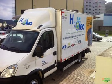 Coletamos ou compramos óleo vegetal e gordura saturada Imagem Coletamos ou compramos óleo vegetal e gordura saturada