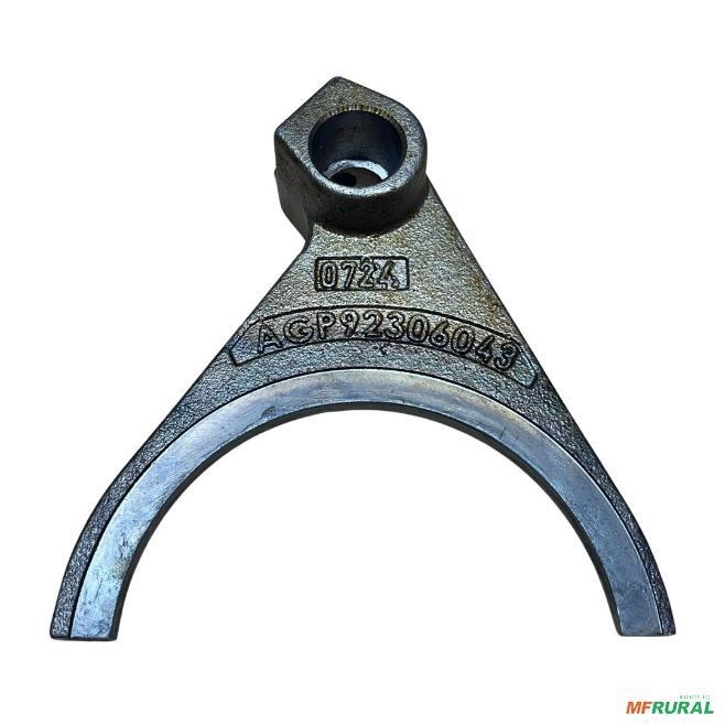 023057 AGP – GARFO MUDANCA TRANSMISSAO T3500 0092306020 023057R2 Imagem 023057 AGP – GARFO MUDANCA TRANSMISSAO T3500 0092306020 023057R2