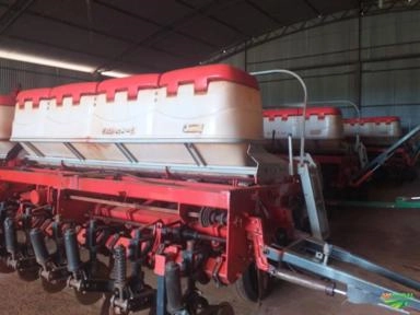 PLANTADEIRAS JUMIL A VÁCUO Imagem PLANTADEIRAS JUMIL A VÁCUO