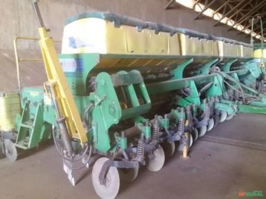 PLANTADEIRA TATU 17 LINHAS DE 45 CM Imagem PLANTADEIRA TATU 17 LINHAS DE 45 CM