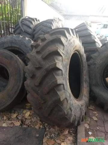 Compro pneus agrícolas