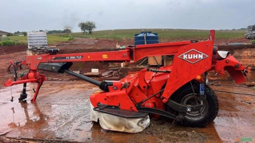 Segadeira FC3561 TDL Ano 21/21 Kuhn Estado de Novo Imagem Segadeira FC3561 TDL Ano 21/21 Kuhn Estado de Novo