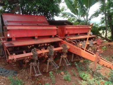 Plantadeira Semato PSE 8 rosca sem fim Imagem Plantadeira Semato PSE 8 rosca sem fim