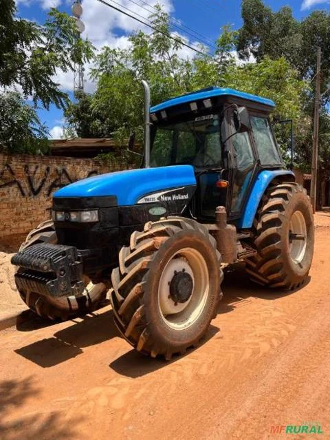 TRATOR AGRICOLA NEW HOLLAND TM135 2004