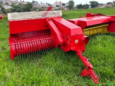 Enfardadeira Nogueira 4030 Imagem Enfardadeira Nogueira 4030