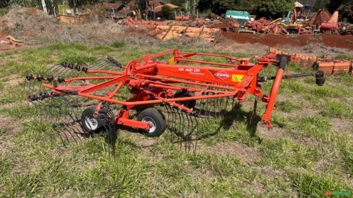 Ancinho Enleirador kuhn modelo 4121 Imagem Ancinho Enleirador kuhn modelo 4121