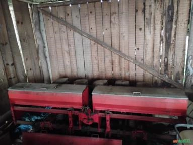 Plantadeira Jumil 2500 Imagem Plantadeira Jumil 2500