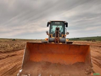 PÁ CARREGADEIRA JOHN DEERE 524 KII Imagem PÁ CARREGADEIRA JOHN DEERE 524 KII