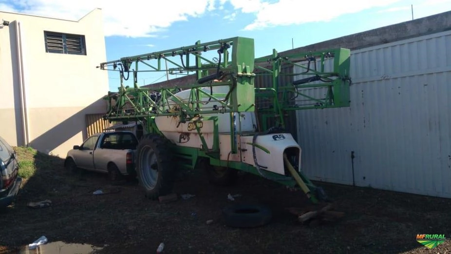 PULVERIZADOR METAL FOR 3000 LITROS Imagem PULVERIZADOR METAL FOR 3000 LITROS