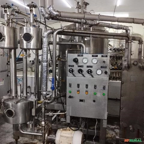 Linha Completa Fábrica de Bebidas Imagem Linha Completa Fábrica de Bebidas