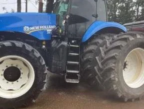 Trator New Holland T8.385 4x4 ano 10