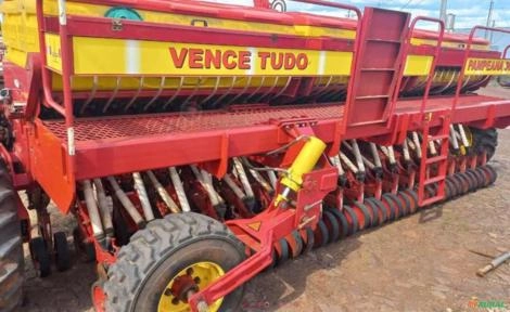 Imagem SEMEADEIRA PAMPEANA 36000 SUPER ANO 2017 36 LINHAS SISREMA ARRASTO Imagem SEMEADEIRA PAMPEANA 36000 SUPER ANO 2017 36 LINHAS SISREMA ARRASTO