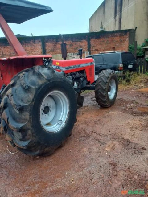 Trator Massey Ferguson 295 4×4 – Ano 1989 Imagem Trator Massey Ferguson 295 4×4 – Ano 1989