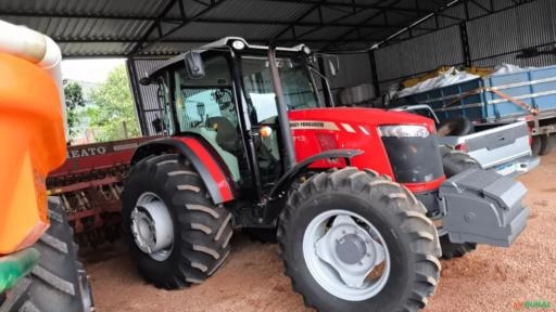 Trator Massey Ferguson 6713 R 4×4 – Ano 2020 – Cabinado Imagem Trator Massey Ferguson 6713 R 4×4 – Ano 2020 – Cabinado