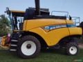 Colheitadeira New Holland CR5080 2013 – Tração 4x4 de Fábrica Imagem Colheitadeira New Holland CR5080 2013 – Tração 4x4 de Fábrica