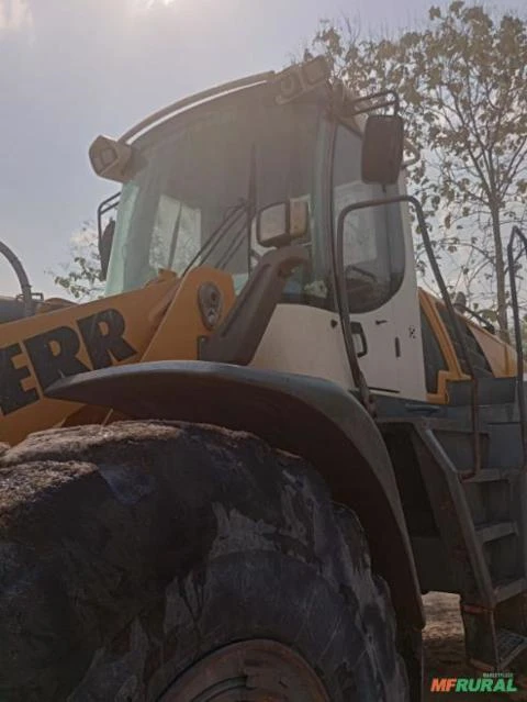 Pá carregadeira Liebherr L580C