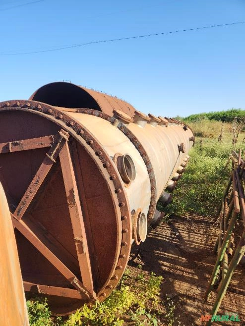 COLUNA DE DESTILAÇÃO DE ETANOL - 55.000 LITROS/HORA Imagem COLUNA DE DESTILAÇÃO DE ETANOL - 55.000 LITROS/HORA
