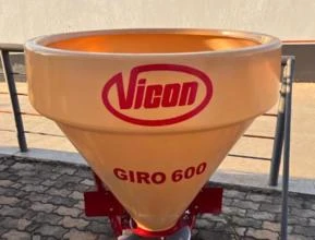 Adubadeira Vicon Giro 600 Nova