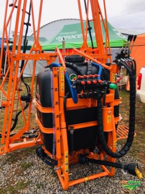 Pulverizador Sulamerica 600 litros Imagem Pulverizador Sulamerica 600 litros