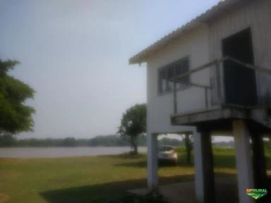Lindo Rancho no Rio Paraguai - Porto da Manga