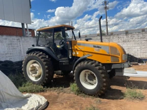 Trator Valtra/Valmet BM 110 4x4 ano 14