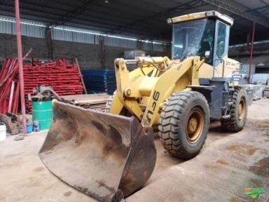 Pa carregadeira  w136 cts silva ano 2014 Imagem Pa carregadeira  w136 cts silva ano 2014